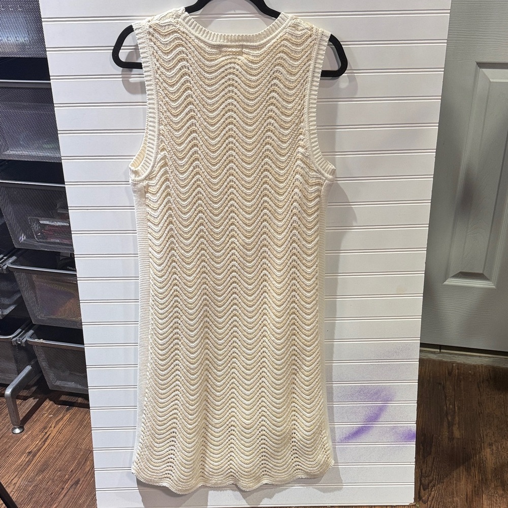 Evereve Cream Wave Pattern Midi Dress - Picture 3 of 6